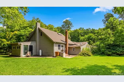 10 Eagle Drive, Ridge, NY 11961 - Photo 3
