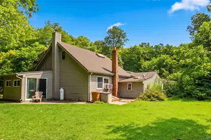 10 Eagle Dr, Ridge, NY 11961 - Photo 3