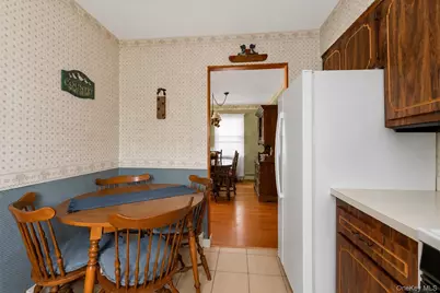 78 Rockaway Parkway, Valley Stream, NY 11580 - Photo 7