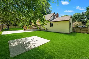 12 Sycamore Rd, Rocky Point, NY 11778 - Photo 31