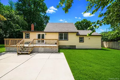 12 Sycamore Road, Rocky Point, NY 11778 - Photo 29