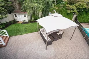 66 Harvest Ln, Commack, NY 11725 - Photo 41