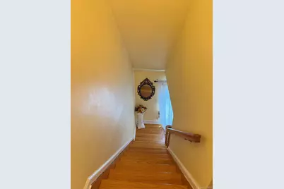 75 Maplewood Avenue, Hempstead, NY 11550 - Photo 9