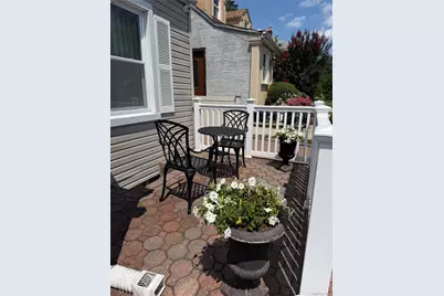 75 Maplewood Avenue, Hempstead, NY 11550 - Photo 17