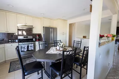 222 N Pine Street, Massapequa, NY 11758 - Photo 11