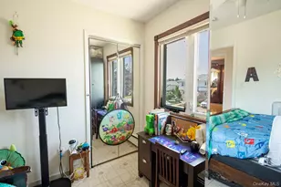 222 N Pine St, Massapequa, NY 11758 - Photo 17