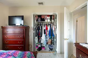222 N Pine St, Massapequa, NY 11758 - Photo 23