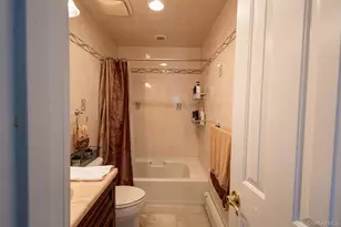 222 N Pine St, Massapequa, NY 11758 - Photo 15