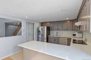 72 S Village Dr, Bellport, NY 11713 - Photo 11