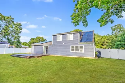 72 S Village Drive, Bellport, NY 11713 - Photo 25