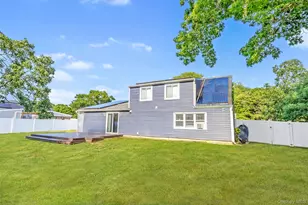 72 S Village Dr, Bellport, NY 11713 - Photo 25