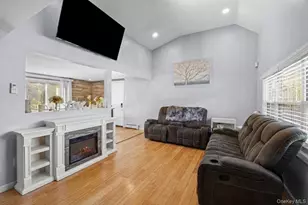 72 S Village Dr, Bellport, NY 11713 - Photo 7