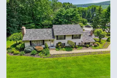 2 Buena Vista Terrace, Central Valley, NY 10917 - Photo 3