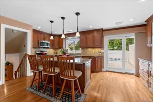 790 Wenwood Dr, East Meadow, NY 11554 - Photo 11