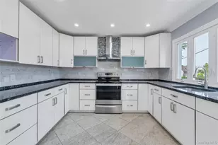 4 Hicks Cir, Hicksville, NY 11801 - Photo 13