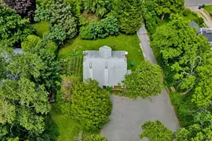 1101 Flanders Rd, Flanders, NY 11901 - Photo 9