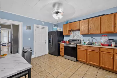 214 Renwick Street, Newburgh, NY 12550 - Photo 3