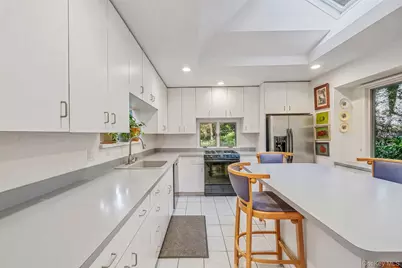 16 Joshuas Path, East Hampton, NY 11937 - Photo 13