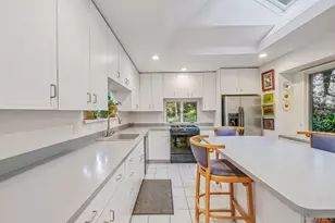 16 Joshuas Path, East Hampton, NY 11937 - Photo 13