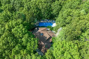 16 Joshuas Path, East Hampton, NY 11937 - Photo 45