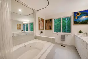 16 Joshuas Path, East Hampton, NY 11937 - Photo 27