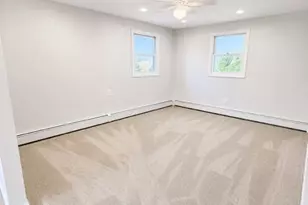42 Marbourne Rd, Bethpage, NY 11714 - Photo 15