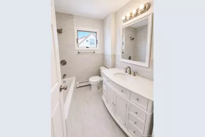 42 Marbourne Road, Bethpage, NY 11714 - Photo 13