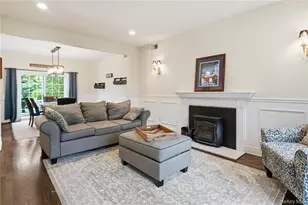 4 Wood Hollow Dr, Westhampton, NY 11977 - Photo 15