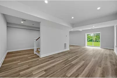 333 Concord Court, Dix Hills, NY 11746 - Photo 41
