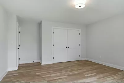 333 Concord Court, Dix Hills, NY 11746 - Photo 37