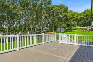 333 Concord Ct, Dix Hills, NY 11746 - Photo 45