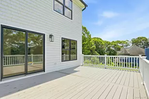 333 Concord Ct, Dix Hills, NY 11746 - Photo 45