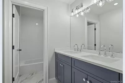 333 Concord Court, Dix Hills, NY 11746 - Photo 39