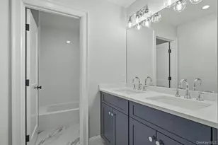 333 Concord Ct, Dix Hills, NY 11746 - Photo 39