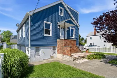 8 5th Street, Bayville, NY 11709 - Photo 3