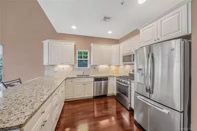 93 Millie Court, Patchogue, NY 11772 - Photo 7