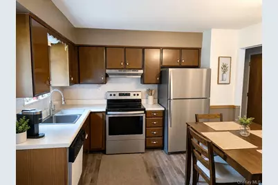 23 Pike Court, Monroe, NY 10950 - Photo 5