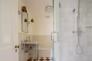 605 Cedar Dr, Southold, NY 11971 - Photo 15