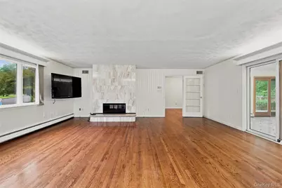 11 Hillside Court, Suffern, NY 10901 - Photo 11