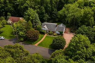 11 Hillside Ct, Suffern, NY 10901 - Photo 31