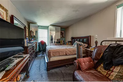 100 Brooklyn Avenue #2R, Freeport, NY 11520 - Photo 9