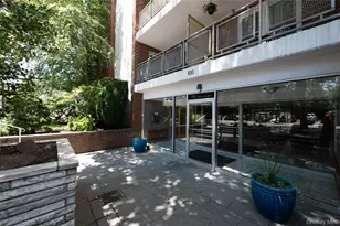 100 Brooklyn Ave, Freeport, NY 11520 - Photo 17