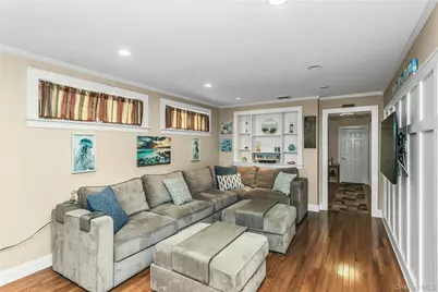 2723 Clarendon Avenue, Bellmore, NY 11710 - Photo 7