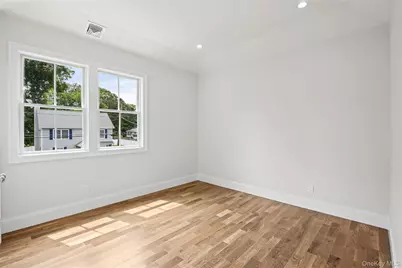 24 Lorraine Court, Northport, NY 11768 - Photo 21