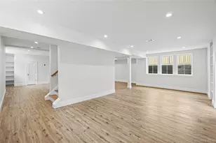 24 Lorraine Ct, Northport, NY 11768 - Photo 23