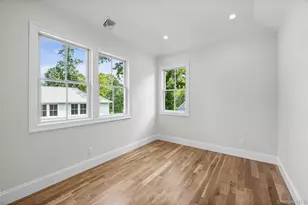 24 Lorraine Ct, Northport, NY 11768 - Photo 15