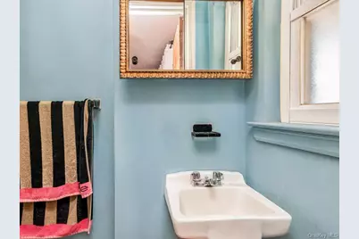 3410 Gunther Avenue, Bronx, NY 10469 - Photo 7
