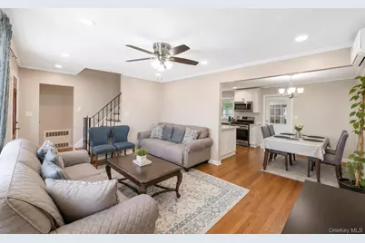 52 E Fenimore Street, Valley Stream, NY 11580 - Photo 11