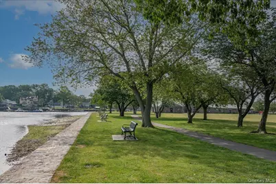 116 Soundview Avenue, Mamaroneck, NY 10543 - Photo 43
