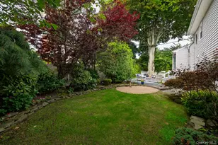 6 Huber Ct, Rockville Centre, NY 11570 - Photo 35